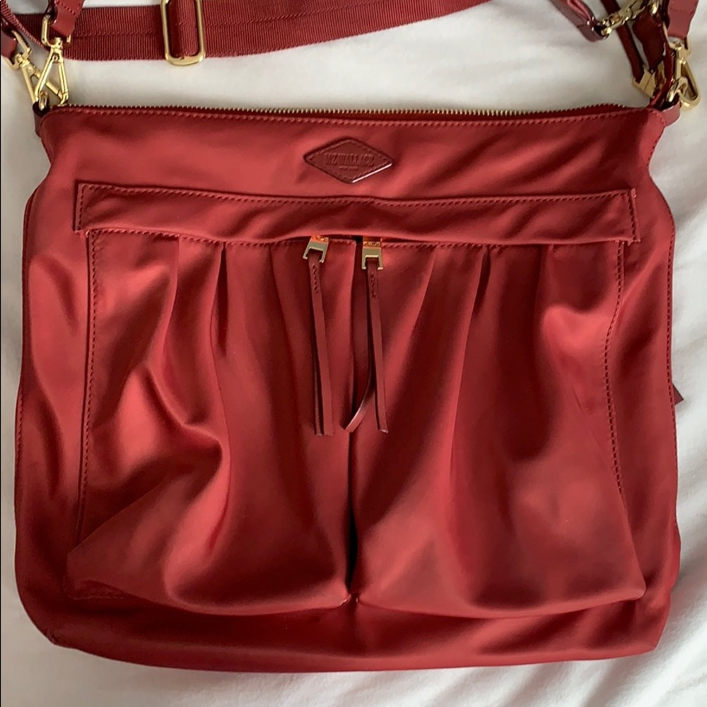 Mz Wallace Jordan hobo in dahlia